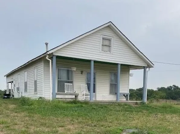 649 Game Dr, Otterville, MO 65348