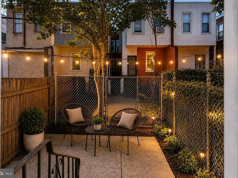116 N Salford St — Photo 17