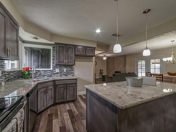 2nd image of 5483 E Saginaw Way