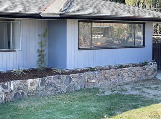 1403 Highland Dr, Porterville, CA