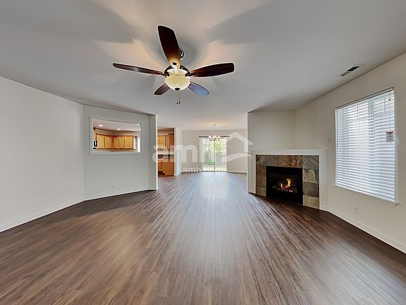 5th image of 17924 97th Ln E