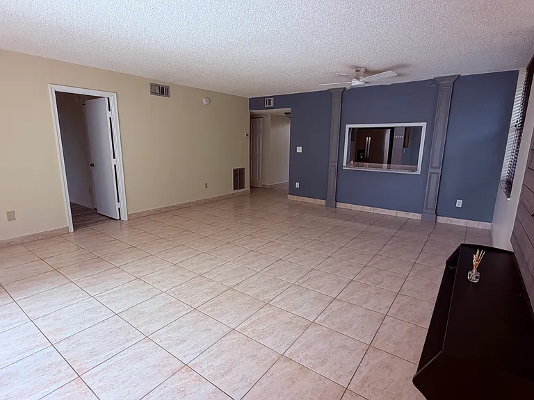6800 Cypress Rd #401 — Photo 13