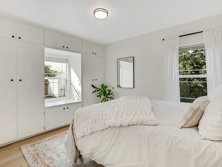 533 N Cerritos Ave — Photo 38