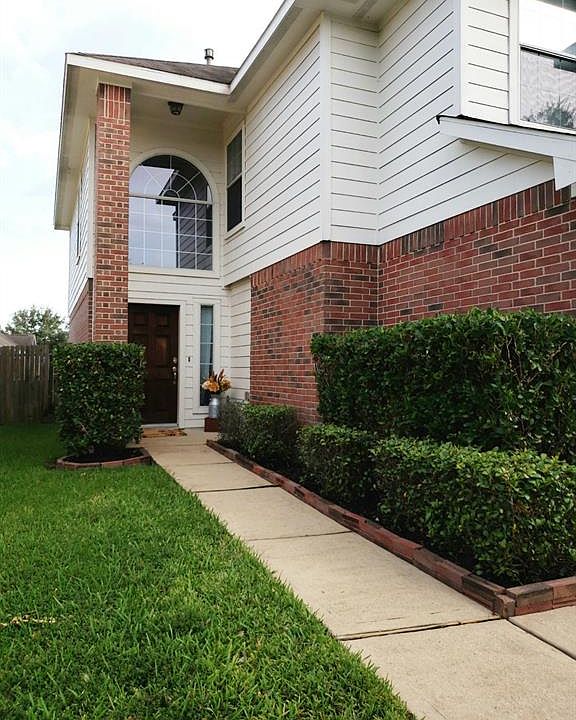 2nd image of 20727 Indigo River Ln