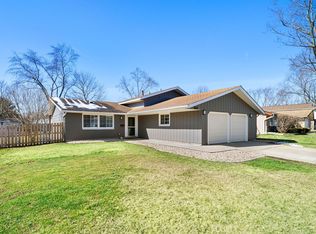 1835 Cannon Ct, Schaumburg, IL 60193