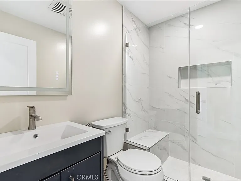 21233 Lopez St — Photo 10