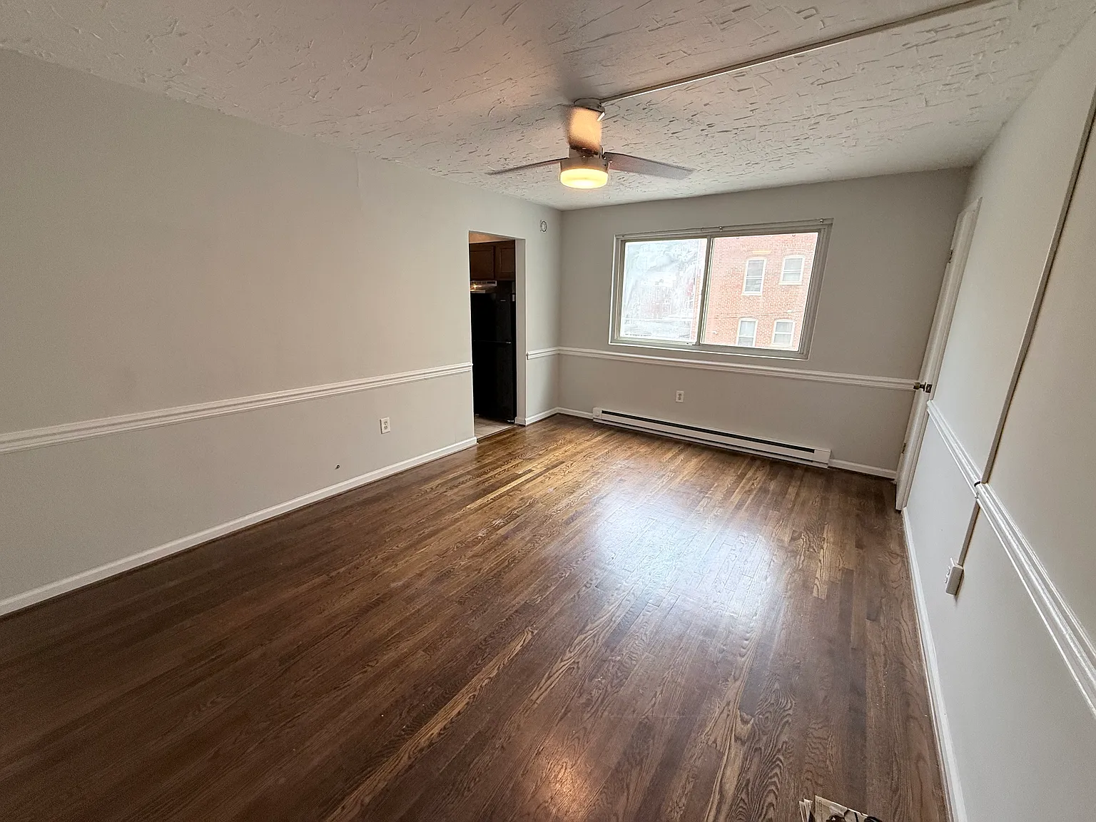 1 bed, 475 sqft, $1,200 — Photo 3