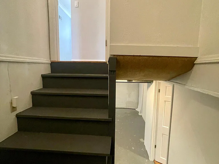 1131 Kraft St — Photo 15