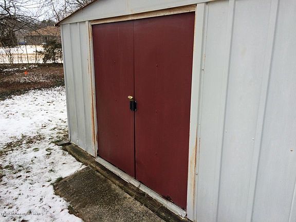 4th image of 78 Niagra Drive