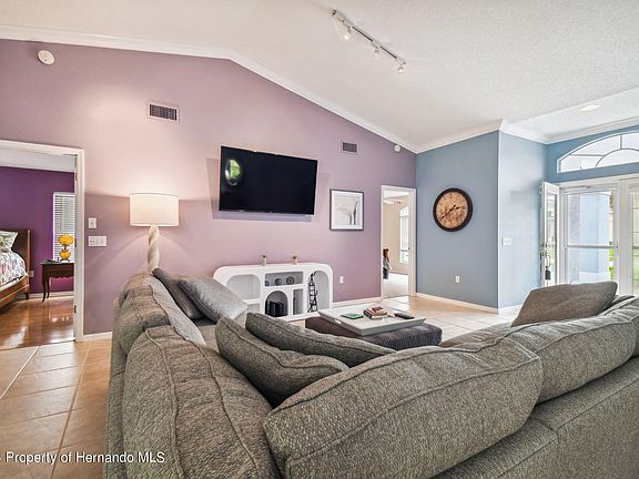 5th image of 11409 Alden Ct