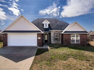 2703 Carly Dr, Lavaca, AR 72941