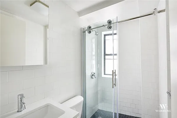 Sold by Warburg | media 11