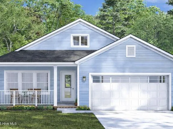 121 Neck Road SE, Bolivia, NC 28422