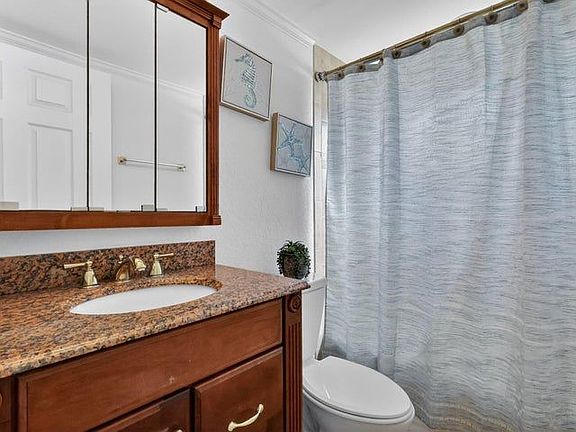 5th image of 497 Brittany Dr #K