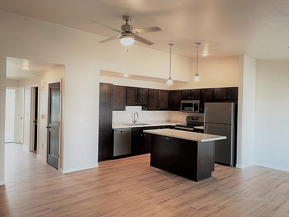 2nd image of 3000 Quarry Park Dr #3036-01