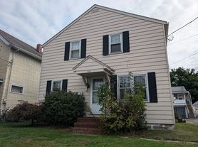 105 Cleveland Ave, Apartment
