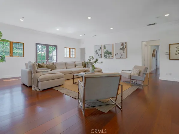 1050 Roxbury Rd, San Marino, CA 91108