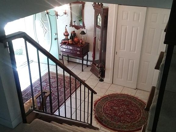 3rd image of 29 Briar Dr