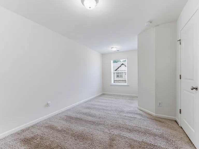 2717 Avanti Way — Photo 16