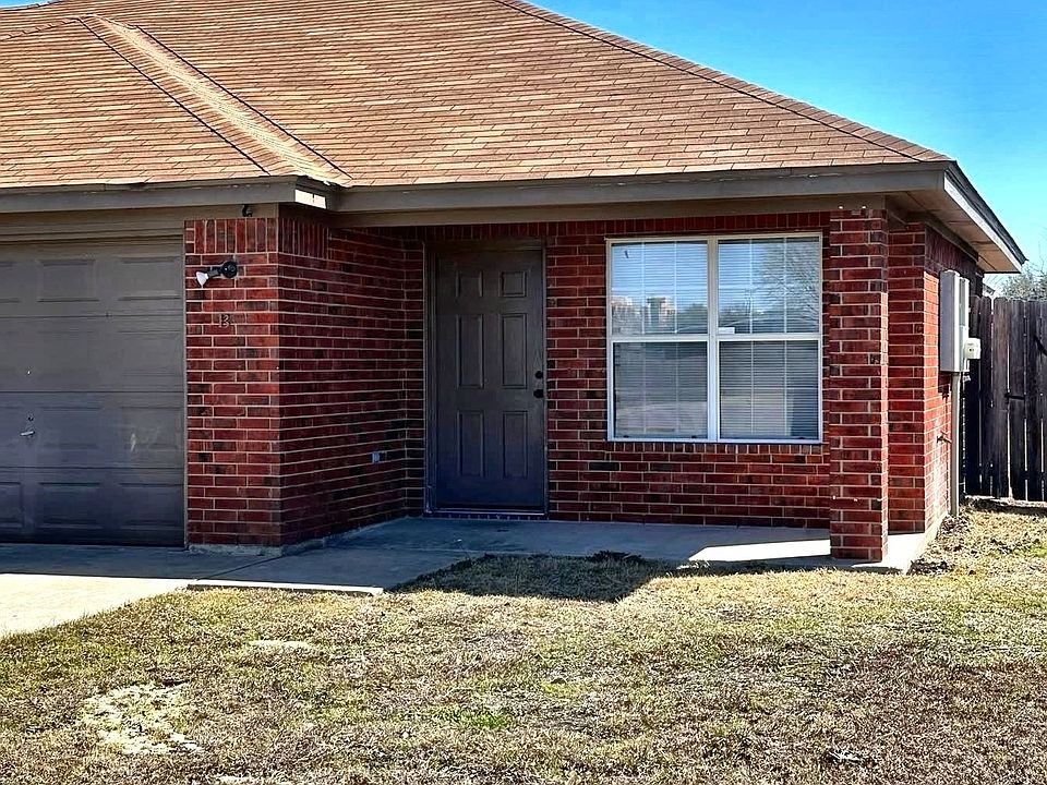1st image of 2802 Seabiscuit Dr APT B