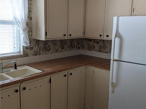 3rd image of 3406 Tiki Dr