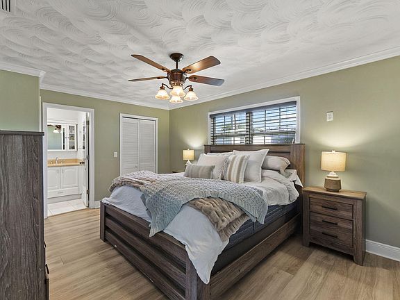 5th image of 1729 NE 23rd Terrace