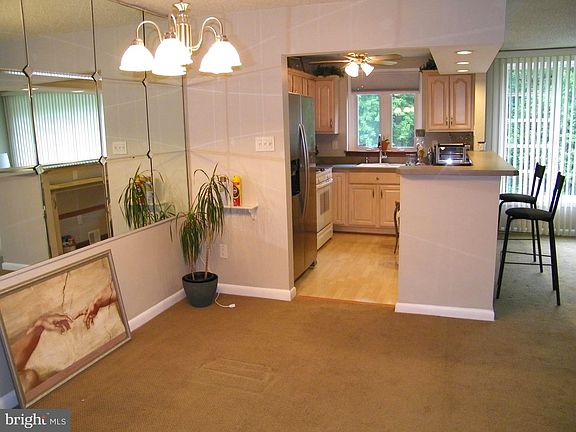 5th image of 8851 Winchester Ave