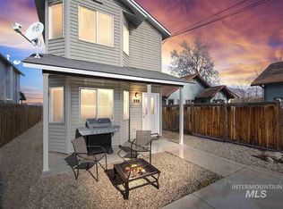 896/898 N Whitewater Park Blvd, Boise, ID 83702