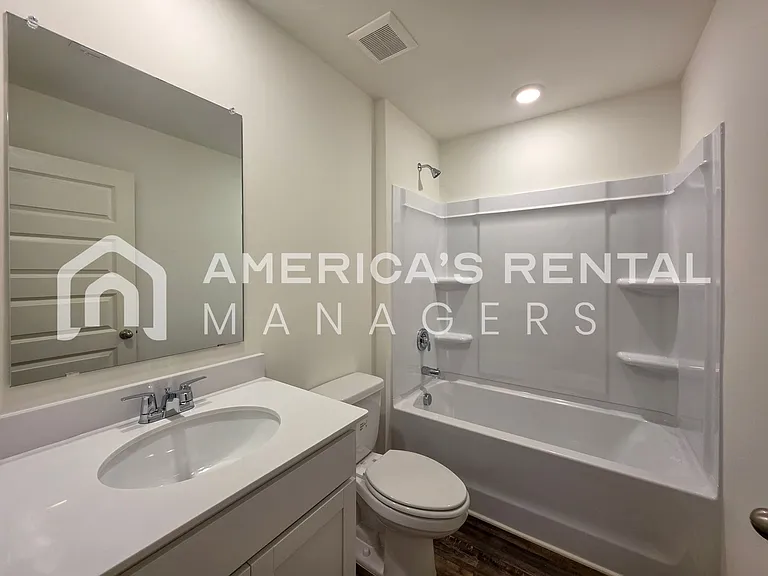 2400 Sky Dr — Photo 13