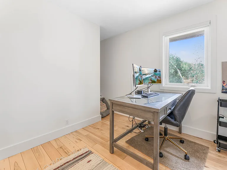 4445 Hidden Cove Rd — Photo 33