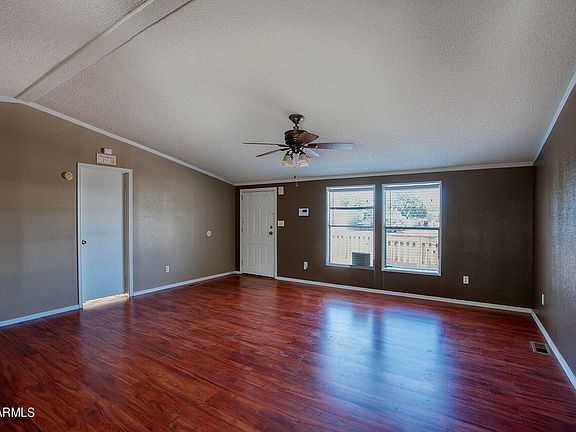 3rd image of 6947 W CAROL ANN Way