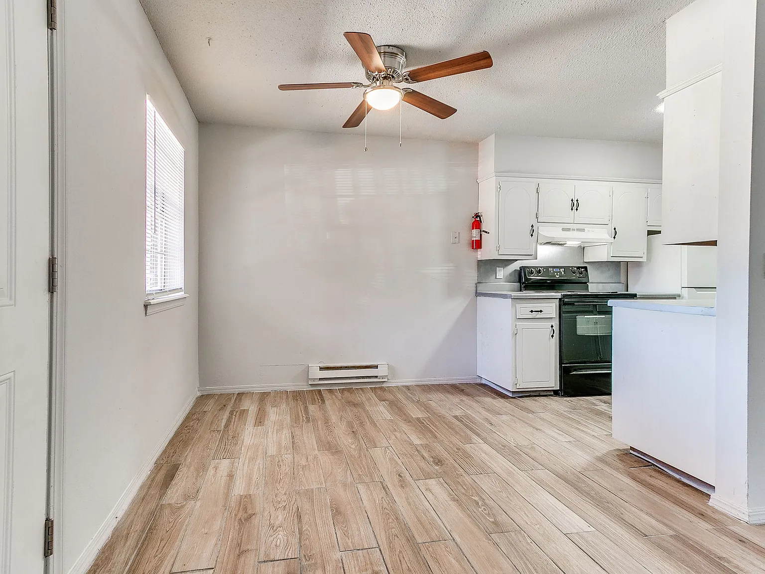 220 Southwest 34th Street - 3 — Photo 4