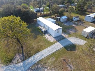 47 Oak Grove Dr, Hampstead, NC 28443