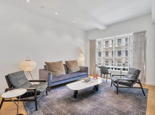 318 W 52nd St #3M, New York, NY