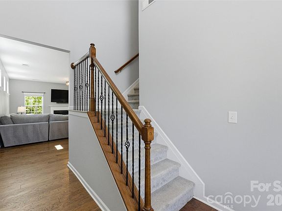 4th image of 1274 Hideaway Gulch Dr
