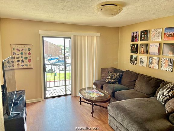 2nd image of 904 University Dr #14