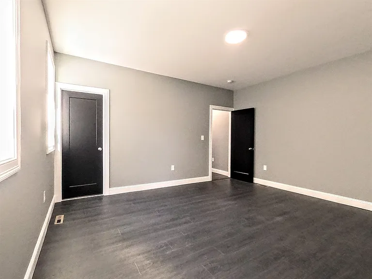 2 Sunnyside St #1 — Photo 13