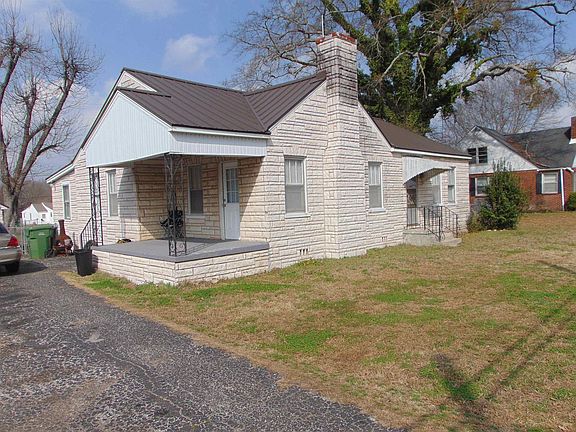 2nd image of 1004 Old Lee Hwy