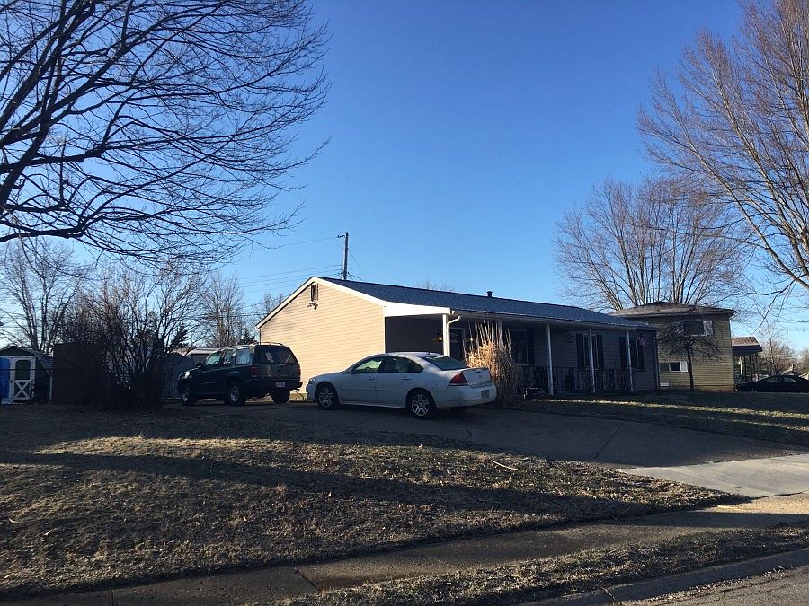 2nd image of 70 Arbor Dr