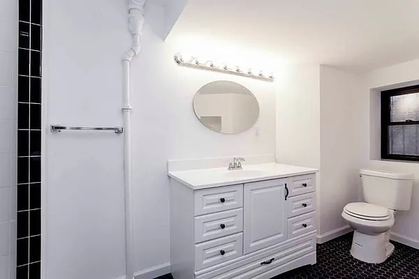 Rented by LG Fairmont Group | media 48