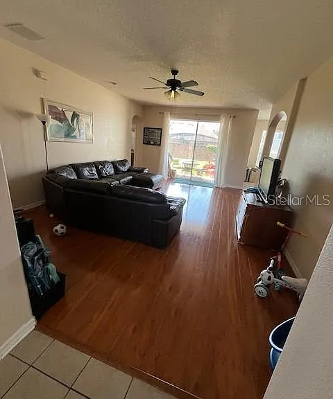 806 Lost Grove Cir — Photo 8