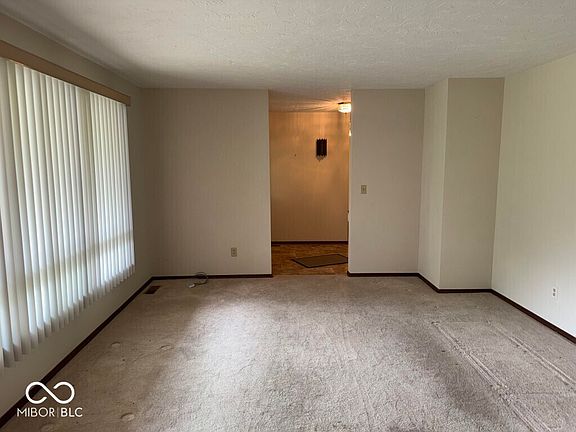 2nd image of 1605 Cedar Dr