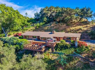 2305 Royal Oak Dr, Escondido, CA 92027