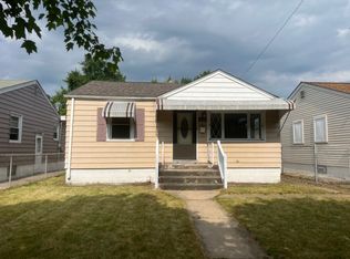 7546 Magnolia Ave, Hammond, IN 46324