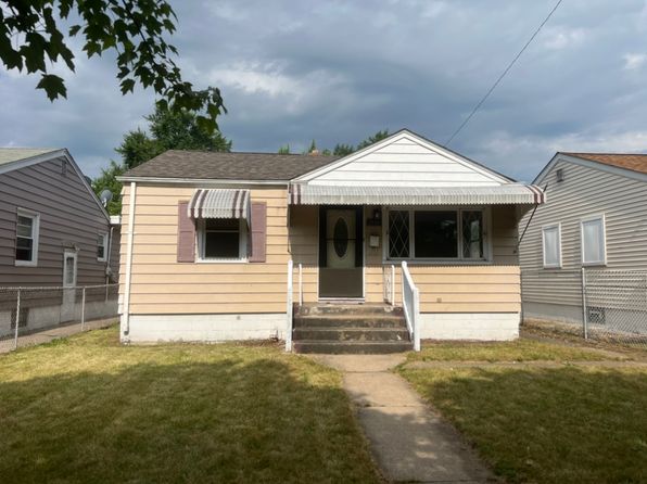 7546 Magnolia Ave, Hammond, IN 46324