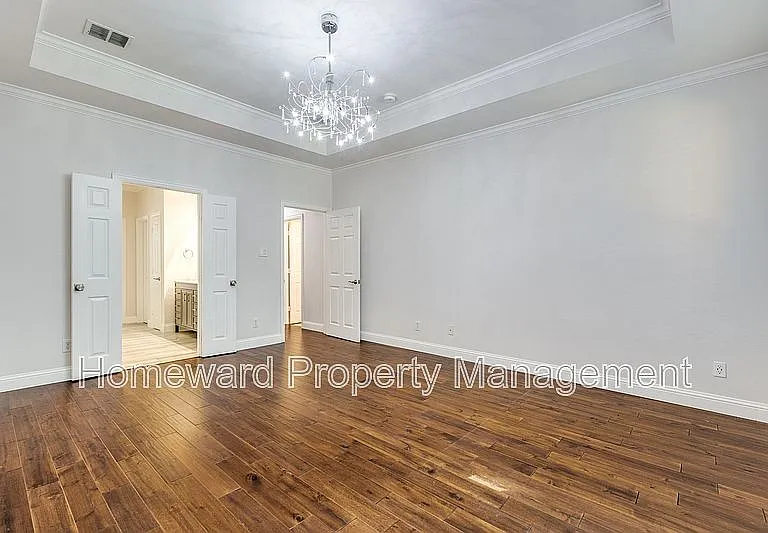 7526 Greenvalley Ln — Photo 15