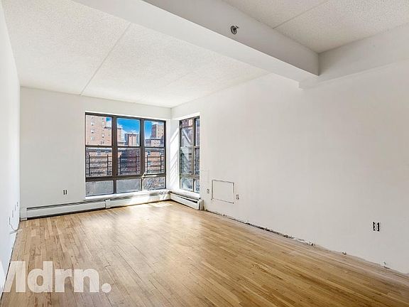 3rd image of 138 E 112th St APT 6C