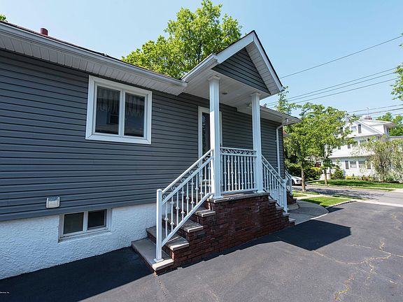 5th image of 66 Steele Ave