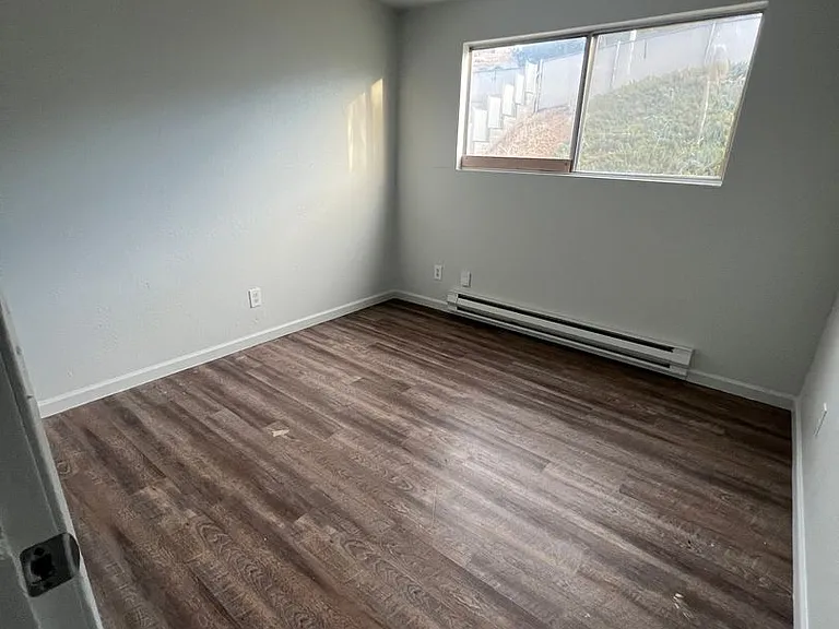 2001 N Eldorado Ave #4 — Photo 5