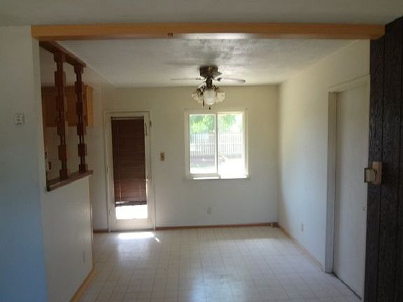 4th image of 7024 Sunnyslope Dr